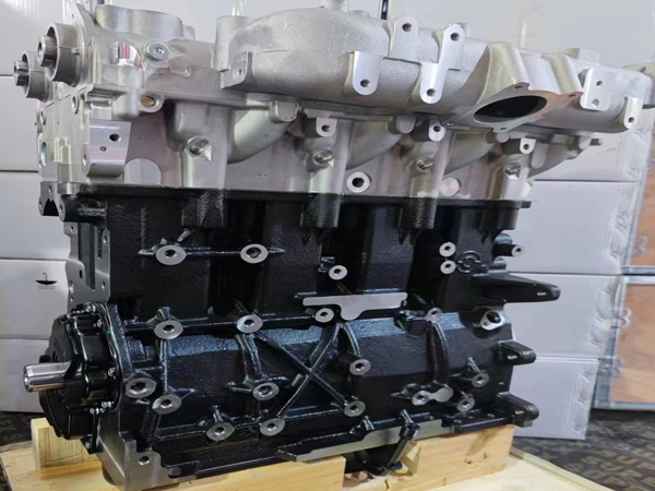 V80發(fā)動機(jī)凸機(jī)